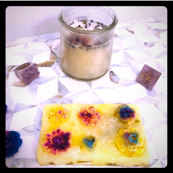 NWT Rose & Lemon Bar Soap - Picture 2 of 2